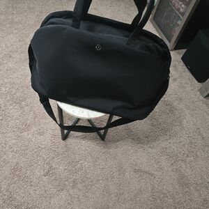 Lululemon 34L